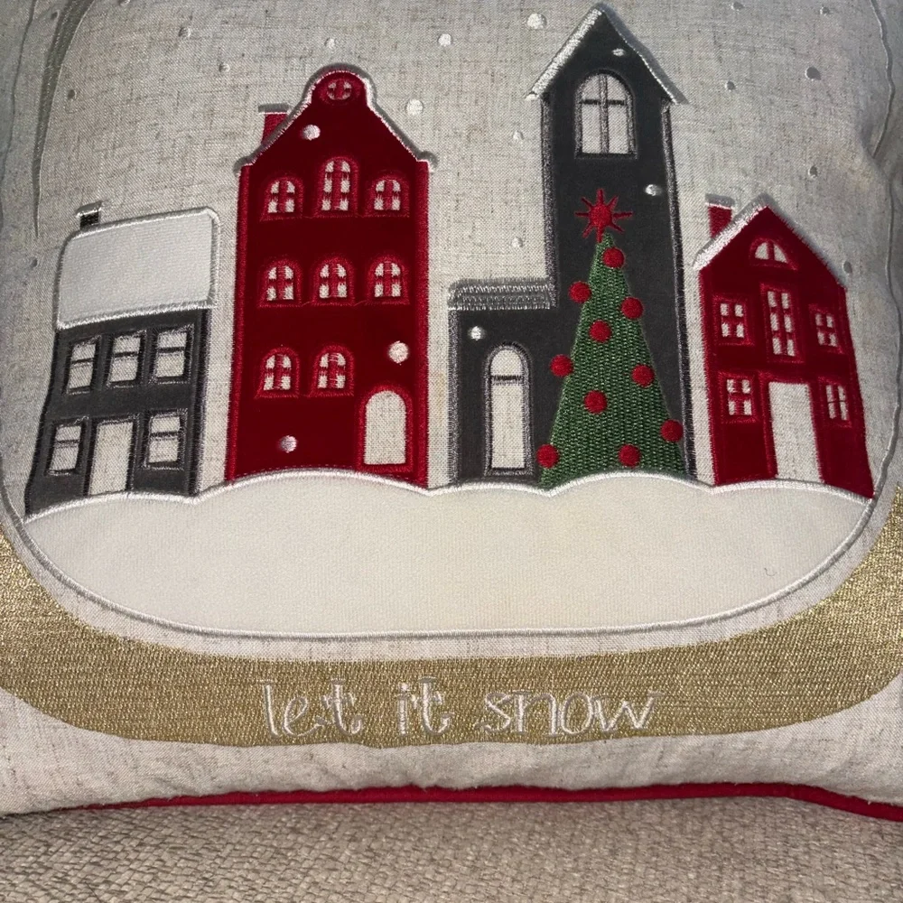 Twig & Twine Holiday Throw Pillows
